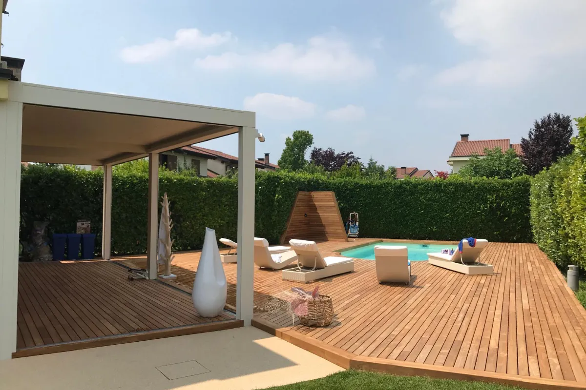 decking-per-piscine-terrazzi-e-giardini-a-milano