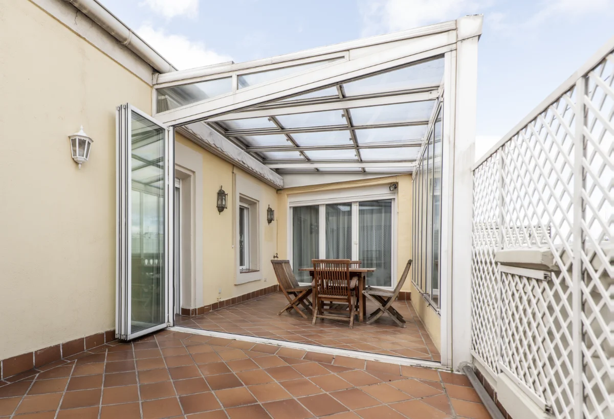 vetrate-impacchettabili-per-outdoor-moderni-a-milano-e-monza-brianza