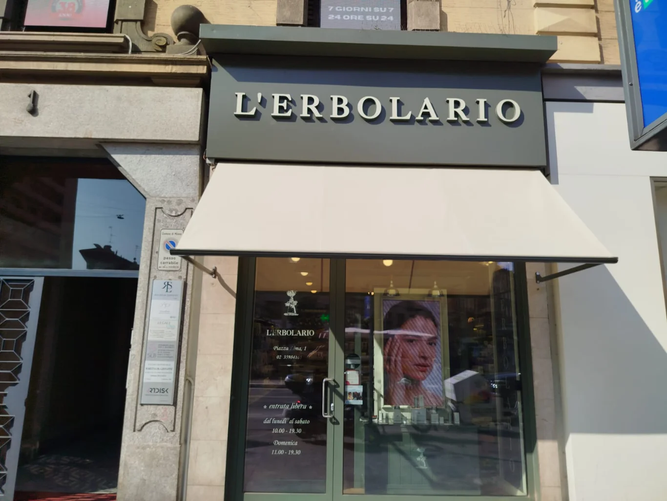 installazione-tende-da-sole-erbolario-2