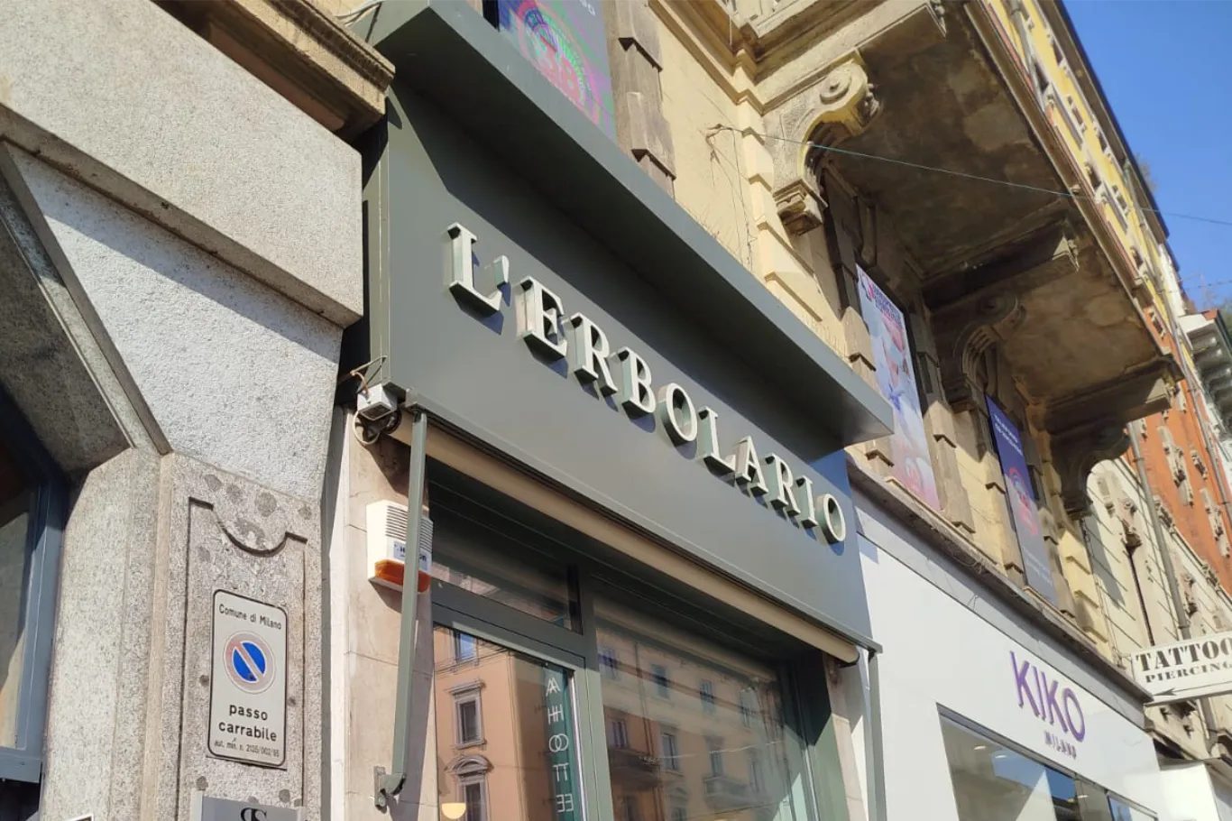 installazione-tende-da-sole-erbolario-3